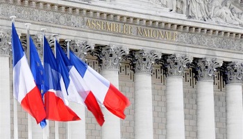 Changer la Constitution n'ouvre-t-il pas la porte à une future dictature ?