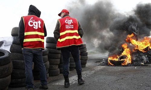 À part la force, le Gouvernement a-t-il d'autres solutions pour régler un confit?