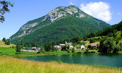 Êtes-vous pour que la Savoie sorte de la tutelle de la France ?
