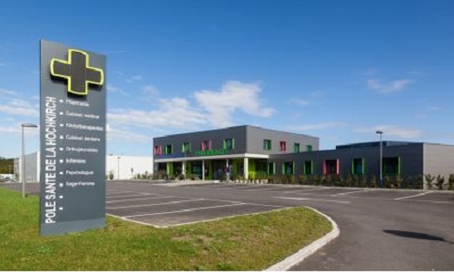 Que pensez-vous des pôles santés ou maisons de santé tous les 7,500 km ?