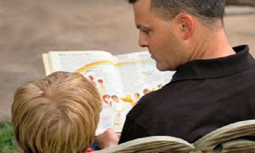 Confieriez-vous votre enfant à un baby-sitter homme ?