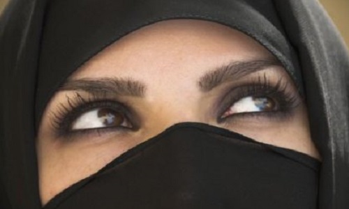 Êtes-vous pour ou contre le port du voile en France ?