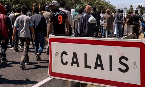 Êtes-vous pour le placement des migrants de Calais dans différents centres répartis au niveau national ?