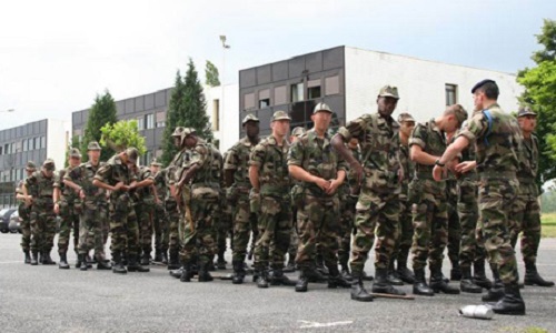 Le Service Militaire est-il à remettre en place ?