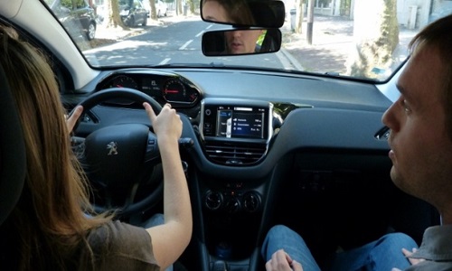 Pour ou contre le remplacement de l'examen pratique du permis de conduire par un contrôle continu ?