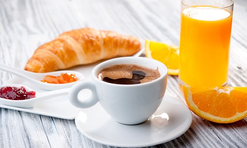 Vous buvez quoi au petit déjeuner ?