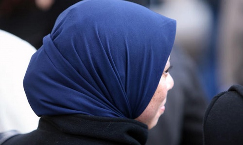 Êtes-vous pour ou contre l'interdiction du port du voile islamique dans les lieux public?