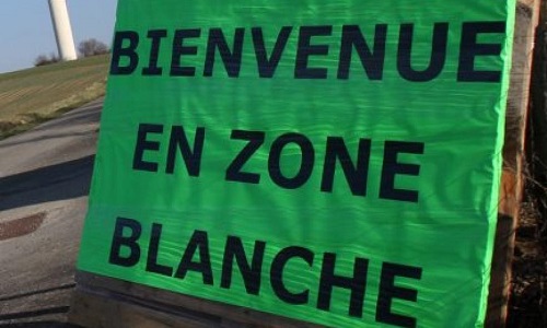 Seriez-vous d'accord pour infliger une amende colossale et interdire des investissements supplémentaires aux opérateurs téléphoniques tant qu'il restera des zones blanches?