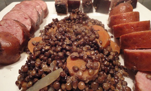 La Banque alimentaire a-t-elle un grand besoin en Saucisses aux lentilles, bâton de berger  et cassoulet ?