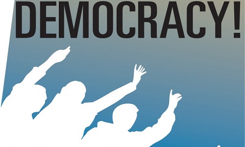 La démocratie est meilleure en :