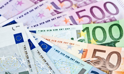 Pourriez-vous vivre avec 208€ par mois ?