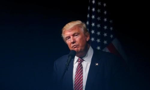 Trouvez-vous normal que Trump insulte l'icône des droits civiques proche de Martin Luther King, John Lewis ?