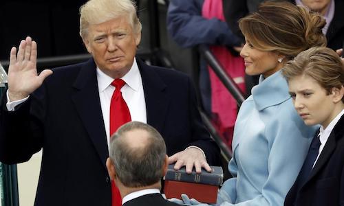 Trouvez-vous rassurant que Trump ait plagié le discours du super-vilain Bane de Batman pour son investiture ?