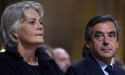 Selon vous, François Fillon doit-il renoncer à sa candidature à la présidentielle ?