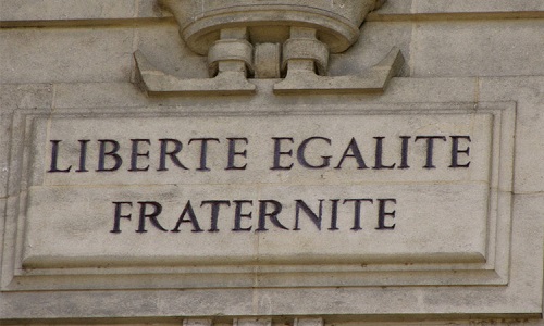 Le savez-vous? Les politiques bafouent les valeurs de la République !