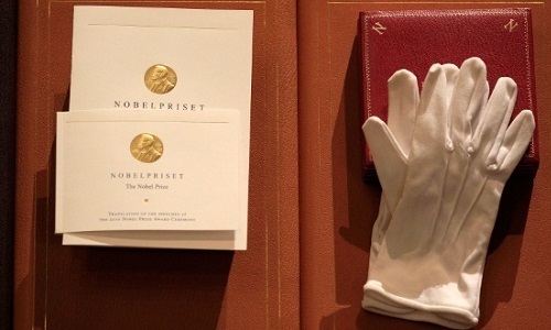 Soutenez-vous la nomination d'Amin Maalouf, de Tahar Ben Jelloun et d'Albert Memmi au prix Nobel de littérature ?