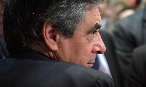 Hormis la question d'un éventuel empêchement , François Fillon aura-t-il la simple lucidité de se retirer ?