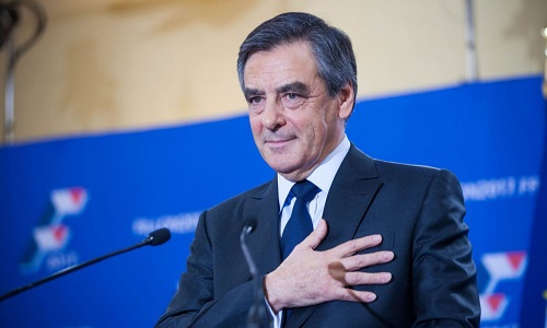 Êtes-vous pour ou contre le retrait de la candidature de François Fillon ?