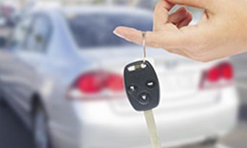 Si vous deviez acheter une voiture, partiriez-vous sur une essence, une hybride ou une électrique ?