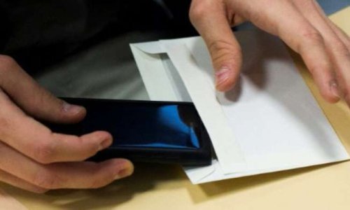 Pour ou contre l'interdiction d'utilisation des téléphones portables dans les établissements scolaire?