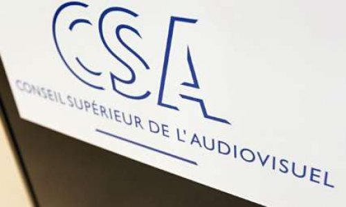 Le CSA est-il contrôlé par le gouvernement ?
