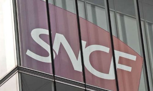 SNCF : le gouvernement met fin au statut de cheminot : votre opinion ?
