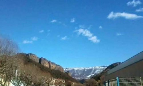 Est ce que le port d'un bermuda par les employés des cp vous pose problème, sachant que la plupart du temps, ils travaillent dans des trains sans climatisation ?