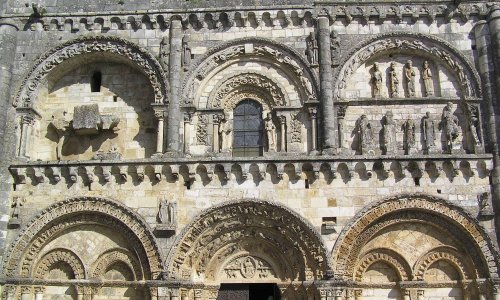 Vous qui résidez dans une de ces communes, seriez- d'accord pour que les trois communes actuelles, Civray, Savigné et Saint Pierre d'Exideuil fusionnent pour devenir une commune nouvelle mieux adaptée aux enjeux économiques, sociaux et culturels d'aujourd'hui ?